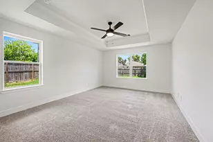 9 Keystone Ct, Angleton, TX 77515 - Photo 14