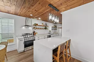 4907 Alamo Dr, Galveston, TX 77551 - Photo 8