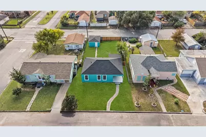 4907 Alamo Drive, Galveston, TX 77551 - Photo 20