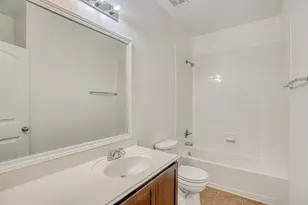 318 Apache Field Ln, La Marque, TX 77568 - Photo 18