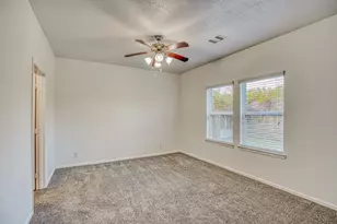 318 Apache Field Ln, La Marque, TX 77568 - Photo 10