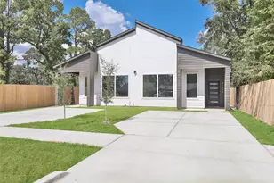 8109 Cabot St, Houston, TX 77078 - Photo 2