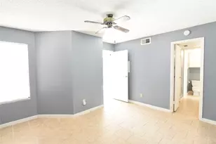 2750 Holly Hall St, Houston, TX 77054 - Photo 8