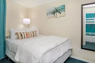 6102 Seawall Blvd, Galveston, TX 77551 - Photo 8