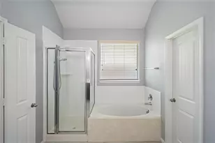 2406 Winter Trail Dr, Conroe, TX 77304 - Photo 24