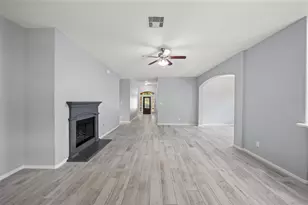 2406 Winter Trail Dr, Conroe, TX 77304 - Photo 6
