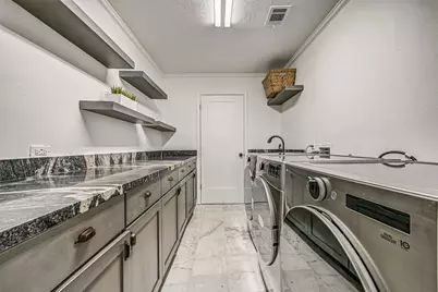 1614 Castaway Street, Tiki Island, TX 77554 - Photo 40