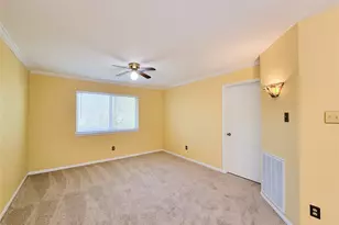 10130 Berry Limb Dr, Houston, TX 77099 - Photo 24