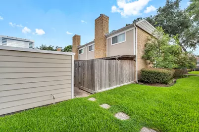 1553 W Sam Houston Parkway S, Houston, TX 77042 - Photo 32