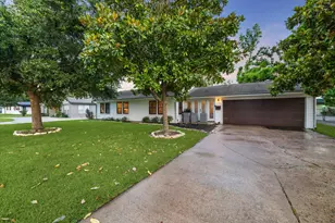 4509 Randwick Dr, Houston, TX 77092 - Photo 2