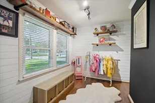 4509 Randwick Dr, Houston, TX 77092 - Photo 8