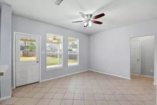 2407 Sandy Fields Ln, Spring, TX 77386 - Photo 10