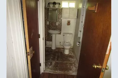 1306 Pershing Street, Baytown, TX 77520 - Photo 20