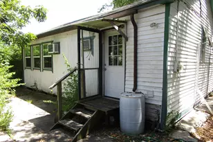 1306 Pershing St, Baytown, TX 77520 - Photo 8