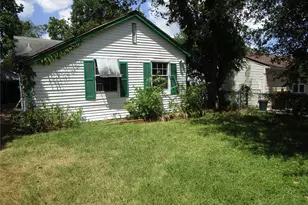 1306 Pershing St, Baytown, TX 77520 - Photo 14