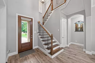 12011 Oak Crest Court, Conroe, TX 77385 - Photo 4