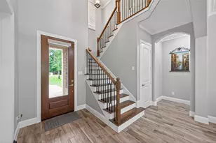 12011 Oak Crest Ct, Conroe, TX 77385 - Photo 4