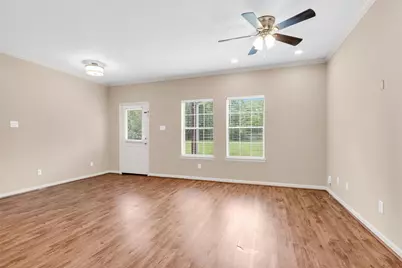 26148 Avenue E #B, Montgomery, TX 77356 - Photo 6