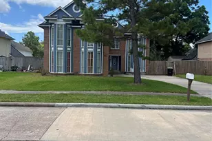 14715 Mesa Vista Dr, Houston, TX 77083 - Photo 1
