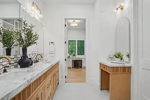 705 Walton St, Houston, TX 77009 - Photo 30