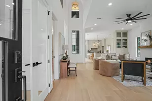 705 Walton St, Houston, TX 77009 - Photo 2