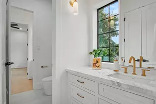 705 Walton St, Houston, TX 77009 - Photo 42