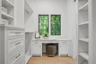 705 Walton St, Houston, TX 77009 - Photo 36