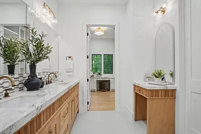 705 Walton Street, Houston, TX 77009 - Photo 32