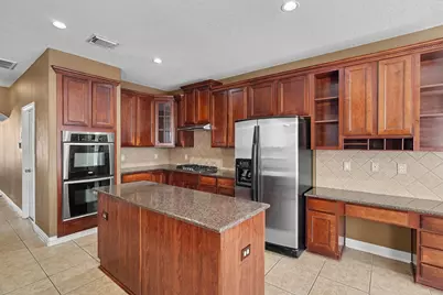 2419 Spoonbill Drive, League City, TX 77573 - Photo 10