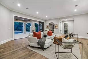 9 Valley Forge Dr, Bunker Hill Village, TX 77024 - Photo 26