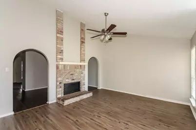 13916 Bonnercrest Drive, Houston, TX 77083 - Photo 4