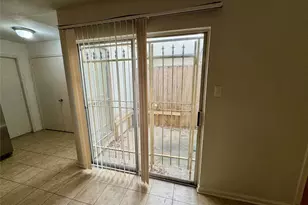 5810 Twisted Pine Ct, Houston, TX 77039 - Photo 8
