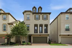10616 Centre Shadows Dr, Houston, TX 77043 - Photo 2