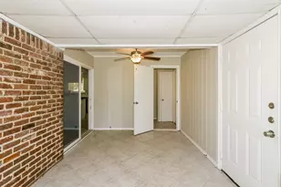 7126 Lugary Dr, Houston, TX 77036 - Photo 18