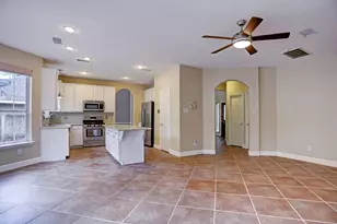 147 N Willow Point Cir, The Woodlands, TX 77382 - Photo 8