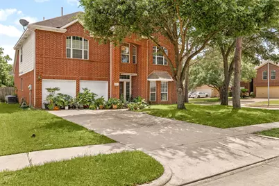 2923 Autumnglow Court, Katy, TX 77494 - Photo 2