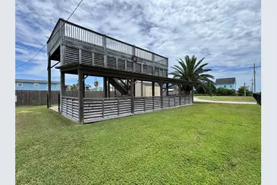974 Alma Road, Crystal Beach, TX 77650 - Photo 4