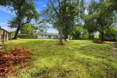 618 S Shady Lane, La Porte, TX 77571 - Photo 26