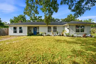 618 S Shady Ln, La Porte, TX 77571 - Photo 1