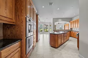 4411 Champions Ct, League City, TX 77573 - Photo 14
