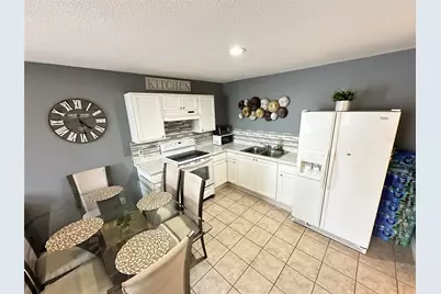 201 S 5th Street, Highlands, TX 77562 - Photo 44