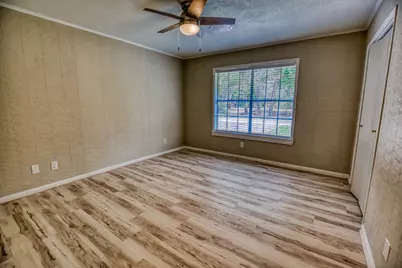 5504 Hillside, Brenham, TX 77833 - Photo 32