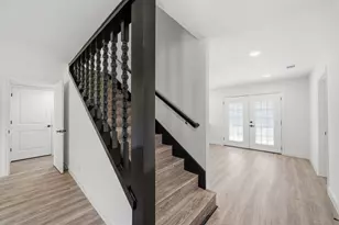 10406 Broadstairs St, Houston, TX 77013 - Photo 20