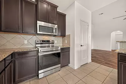 18713 Encinal Trail, Magnolia, TX 77355 - Photo 12
