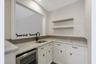 9621 Longmont Drive, Houston, TX 77063 - Photo 22