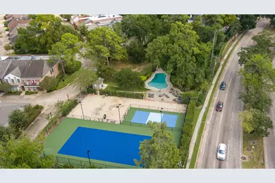 9621 Longmont Drive, Houston, TX 77063 - Photo 44