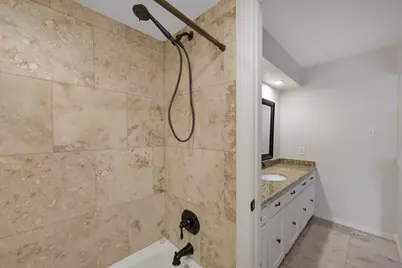 9621 Longmont Drive, Houston, TX 77063 - Photo 42