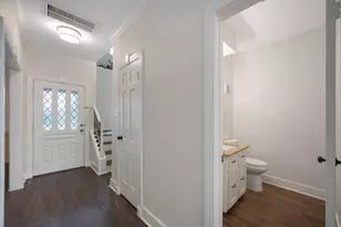 9621 Longmont Dr, Houston, TX 77063 - Photo 6