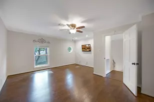 9621 Longmont Dr, Houston, TX 77063 - Photo 30