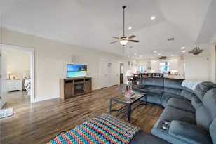 4304 Bolivar Cir, Port Bolivar, TX 77650 - Photo 30